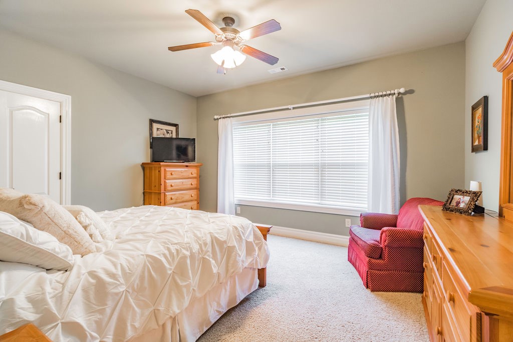 Windsor Manor - Residential