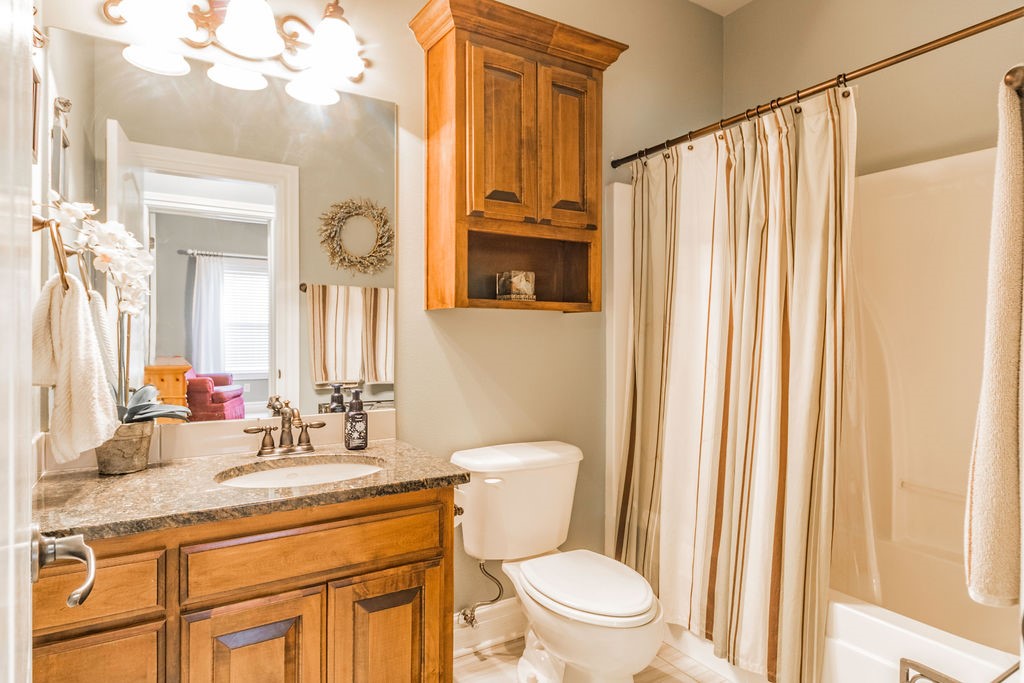 Windsor Manor - Residential