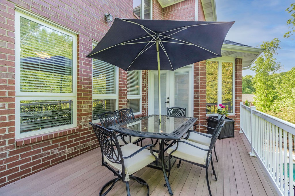 Windsor Manor - Residential