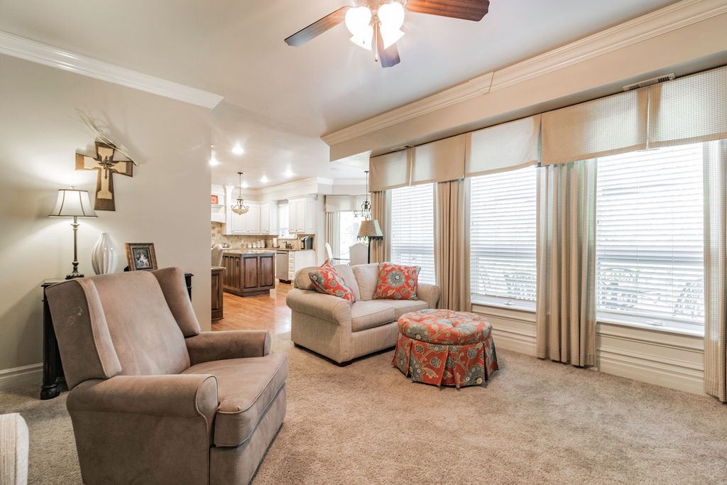 Windsor Manor - Residential