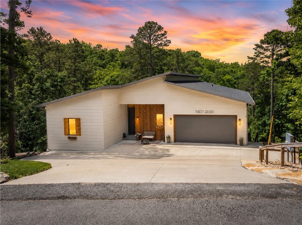 37 Shropshire Drive