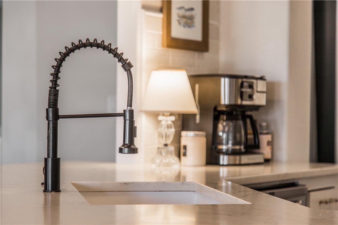 Lexington Sub Rogers - Residential