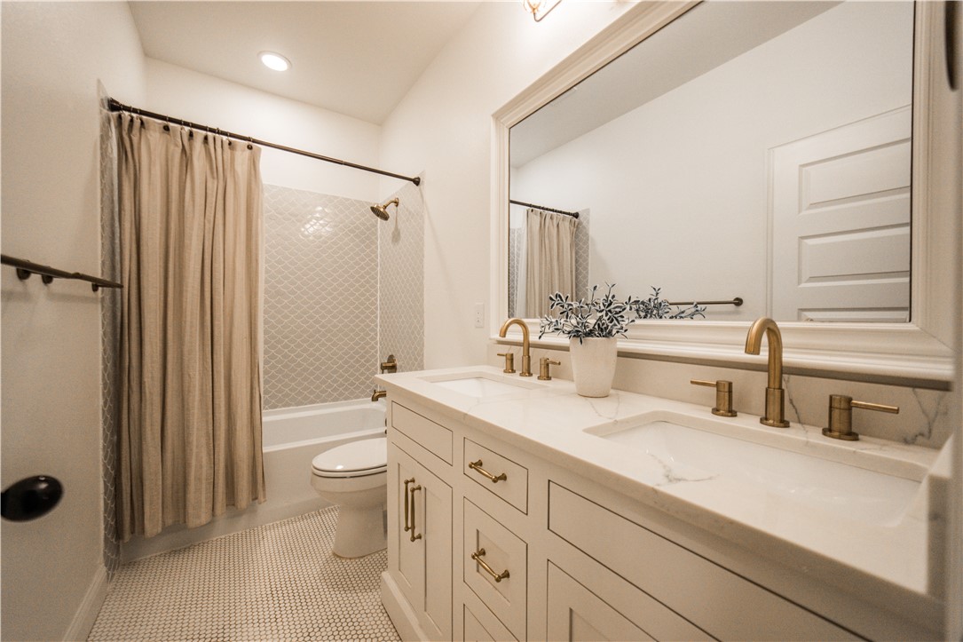 Lexington Sub Rogers - Residential