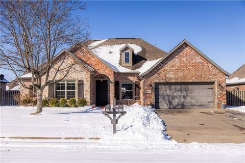 Photo of 6410 S 35th Street, Rogers, AR 72758 (MLS # 1334357)