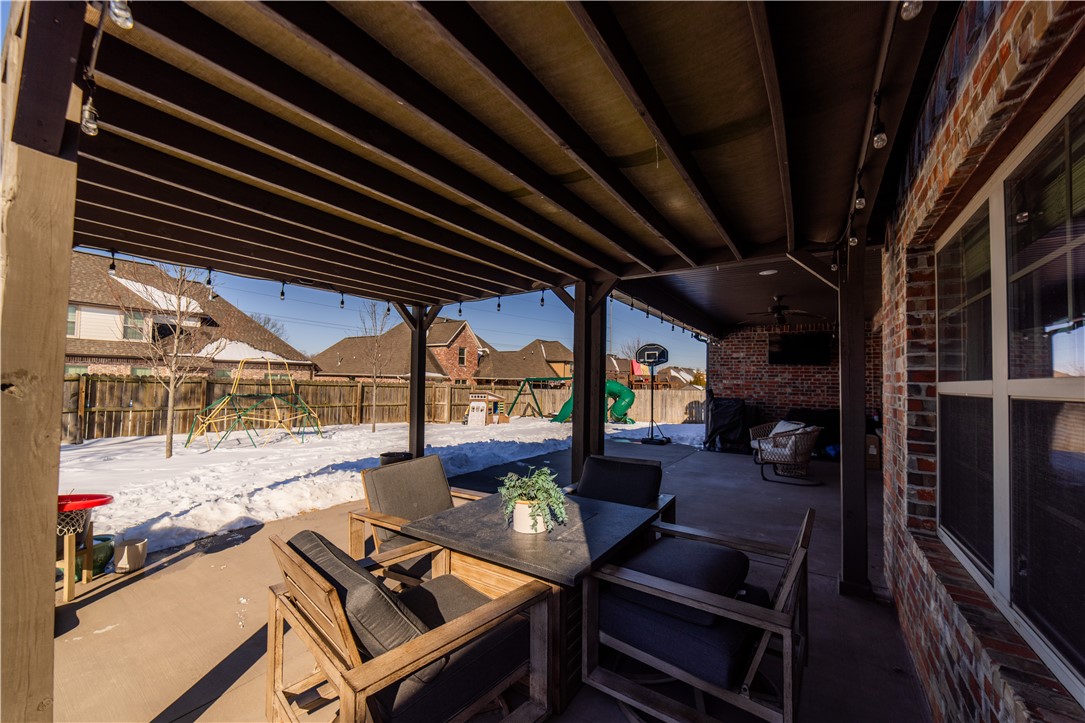 Lexington Sub Rogers - Residential