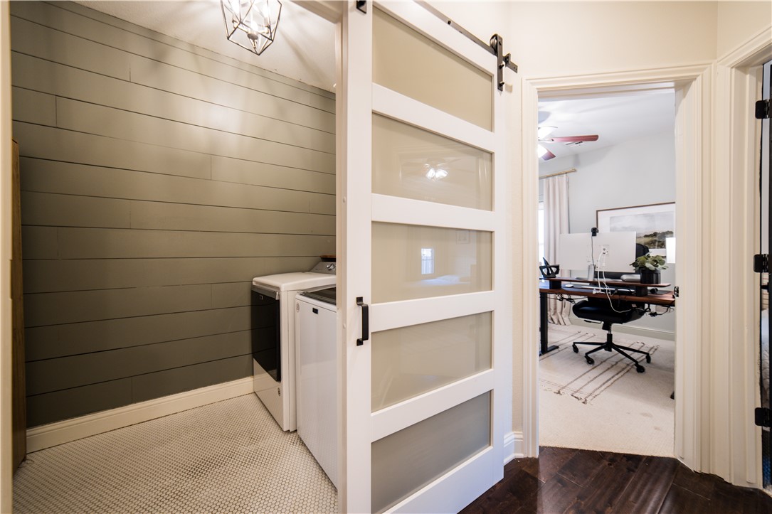 Lexington Sub Rogers - Residential