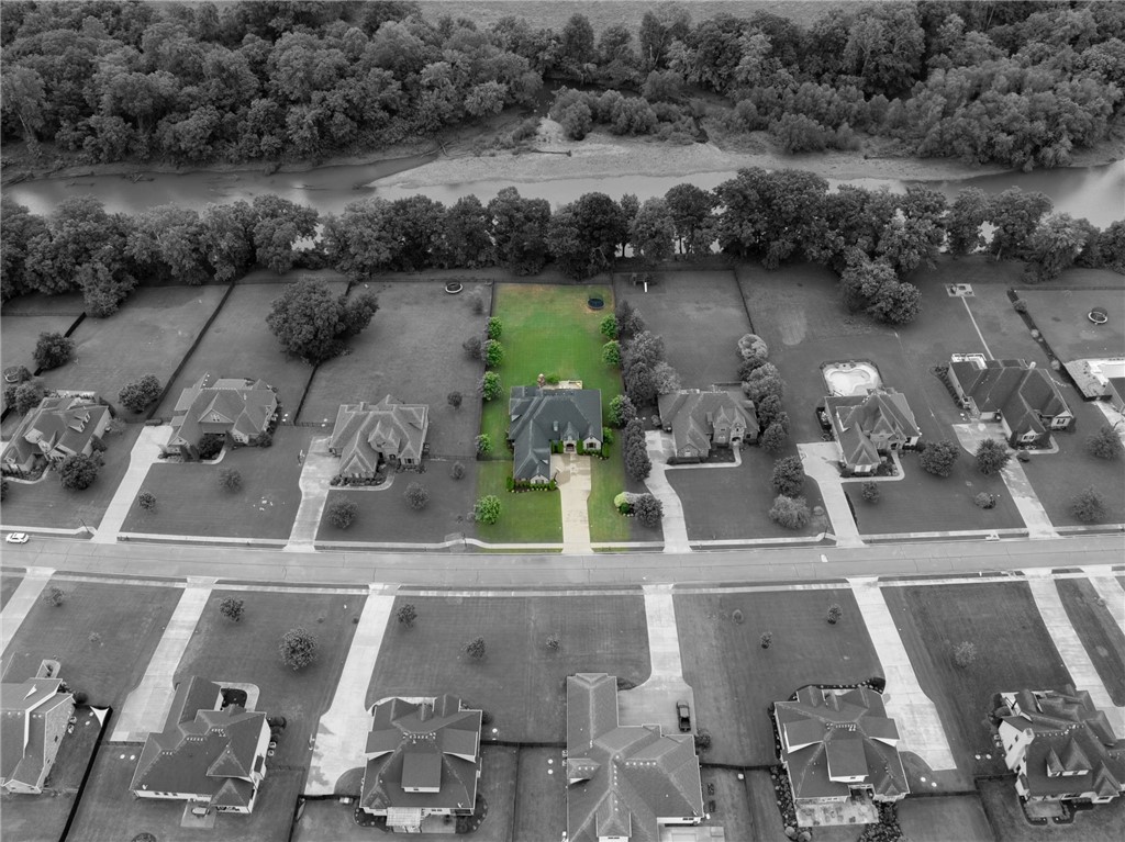Welcome to 2171 Riverfront Lane in Goshens saught after Waterford Estates subdivision.
This home is 3631 sqft, sits on a 1 acre lot with riverfront access to the beautiful White River. As you enter the home you’re welcomed with a luxurious open floor plan hosting your formal dining, living room, and Chef’s Kitchen. Downstairs is a large master suite with walk in closets, two bedrooms with a Jack and Jill full bath, as well as a beautiful office and a half bath for guests. Upstairs is an extra bonus room, the 4th bedroom, and another full bath. The chefs kitchen is perfect for entertaining with a double oven, large island, and walk in pantry.
The gorgeous covered back patio expands to a 2nd level with two outdoor fireplaces!! Through your backyard you can head down the White River to fish, kayak, swim or just enjoy the scenery. Check out the community pool, club house, and rec room for added fun.
Give me a call for more info***Please don’t let the cats outside
Open House JUNE 8TH 2-4 AND JUNE 9TH 1-3