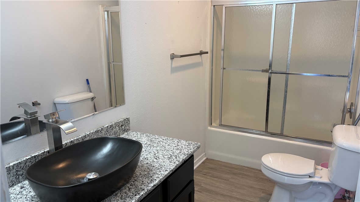 T F James Add Gentry - Residential Lease