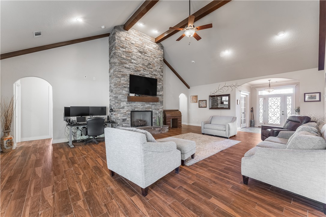 Grove Ph Iii, The Rogers - Residential