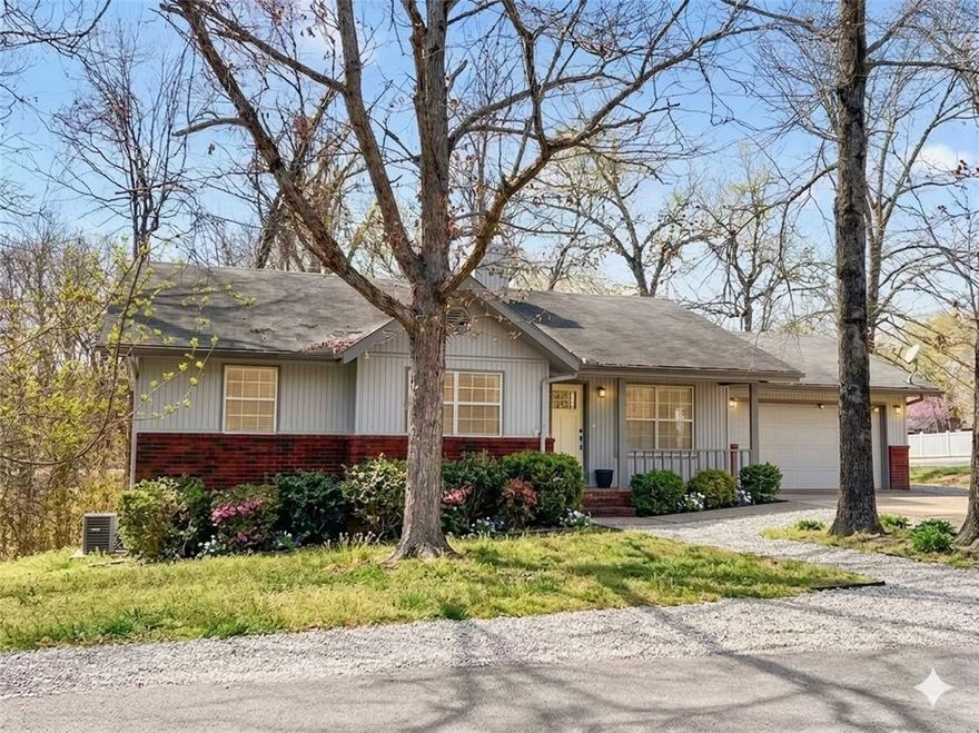 Charming 3BR/2BA home on a fairly level cul-de-sac lot in Bella Vista! Nestled among mature shade trees, you are steps from world-class hiking and mountain biking trails. Enjoy easy access to Lake Windsor and Lake Avalon for kayaking, fishing, and boating. Amazing community amenities include premium golf courses, tennis, pickleball, clubhouses, and local shopping. Perfect for outdoor enthusiasts seeking a serene setting with an active lifestyle. Note: Tenant occupied through 8/31/26. Your adventure starts here!