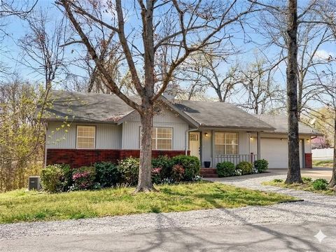 2 Ryde Lane Bella Vista AR 72715