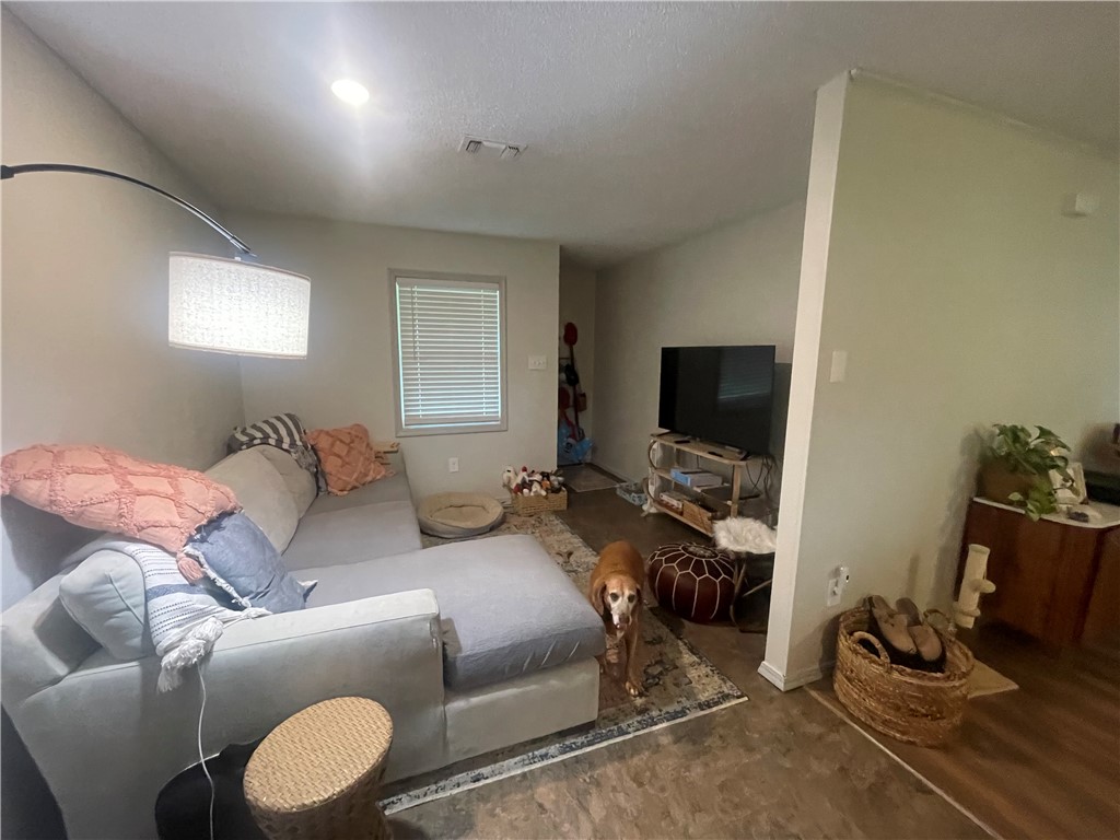KINMAN - Residential