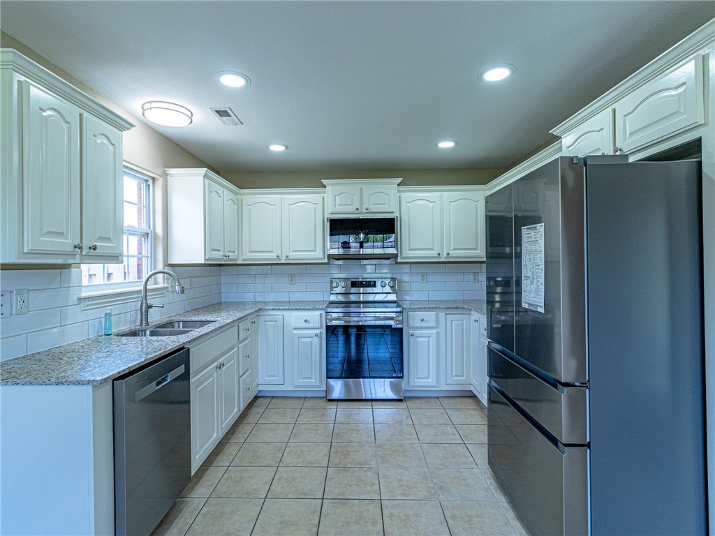 Walnut Creek Sub Gravette - Residential