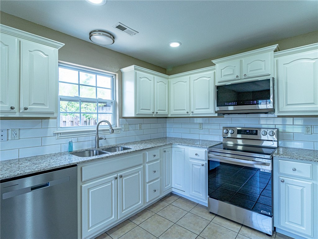 Walnut Creek Sub Gravette - Residential