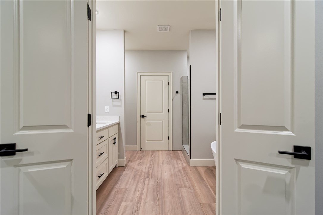 Cambridge Sub Bvv - Residential