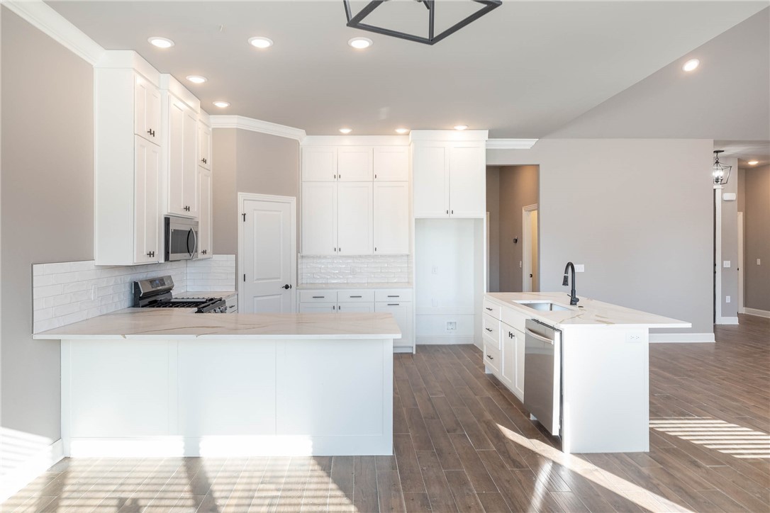Collins Cove Sub - Residential
