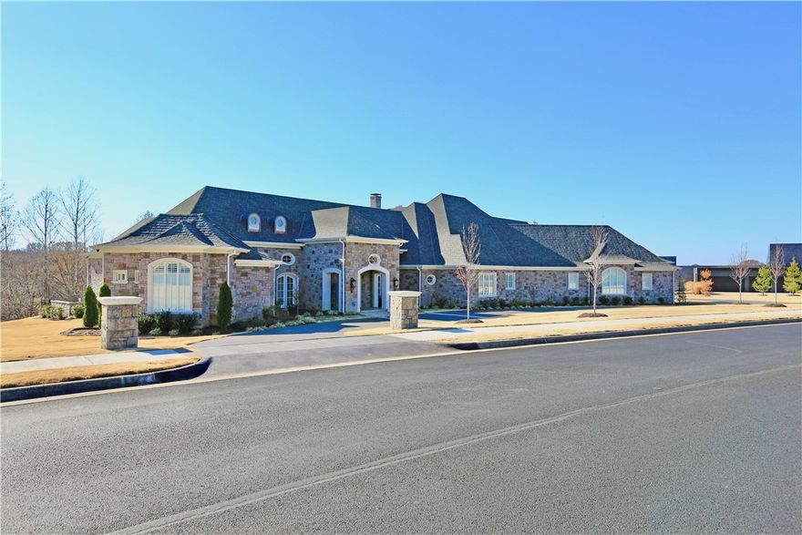 Immaculate home built by Tim McMahon situated on 3.34 acre lot in Clear Creek.