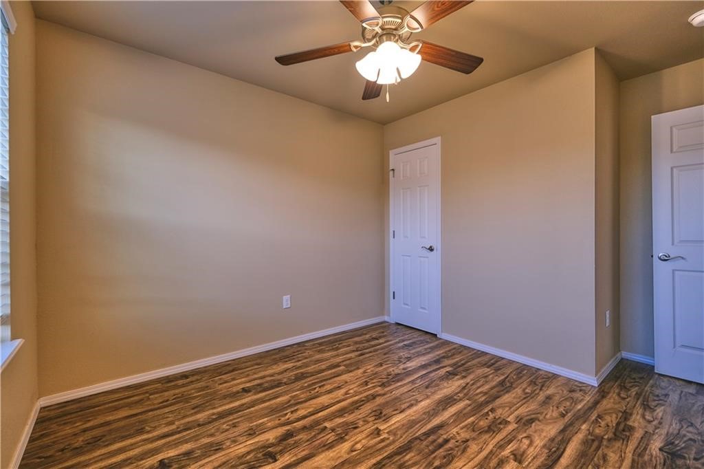 Sunset Ridge Sub Gentry - Residential Lease