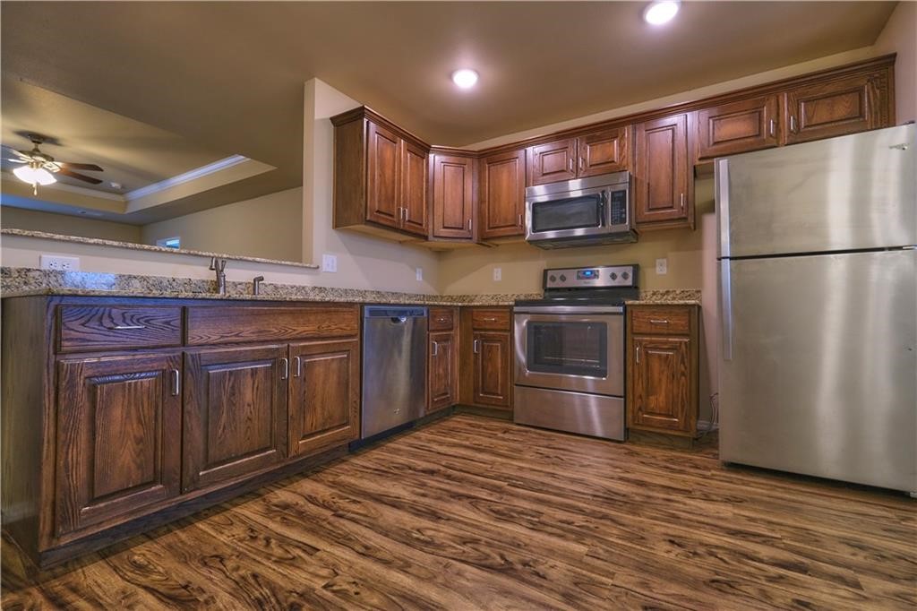 Sunset Ridge Sub Gentry - Residential Lease