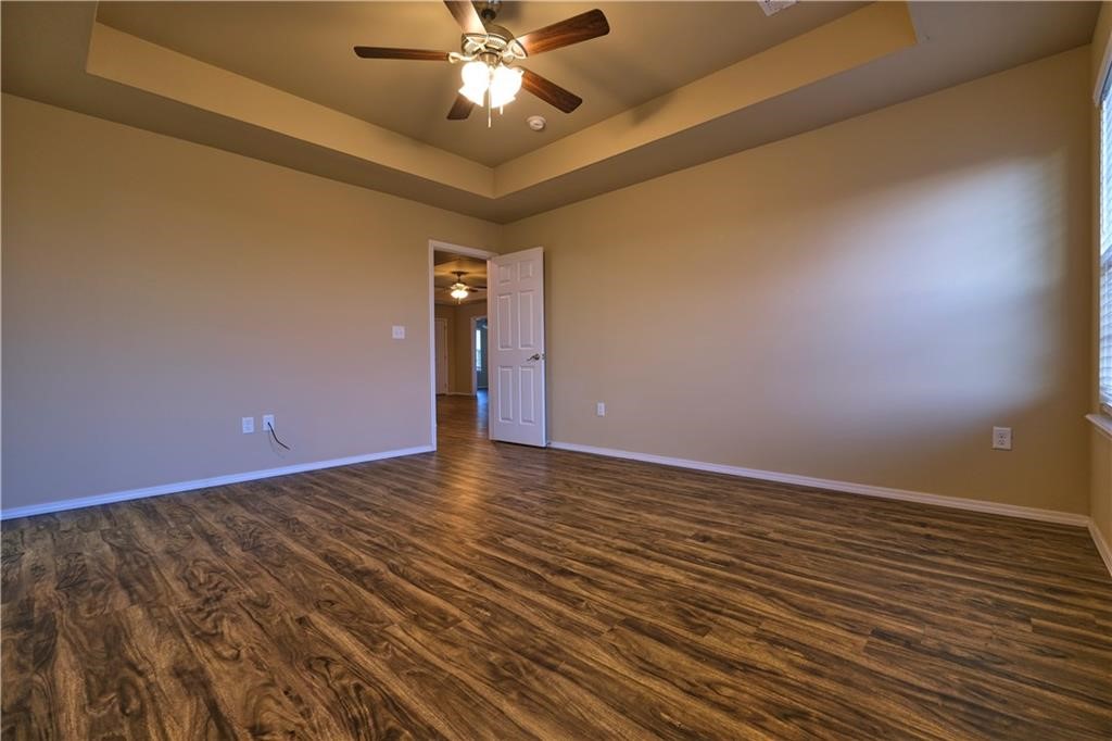 Sunset Ridge Sub Gentry - Residential Lease