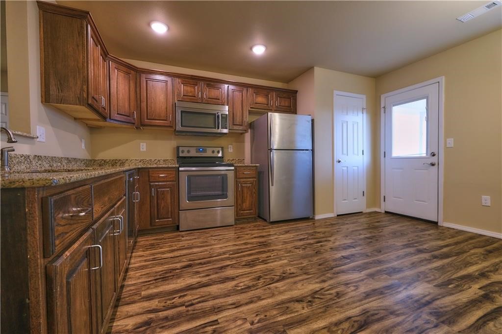 Sunset Ridge Sub Gentry - Residential Lease