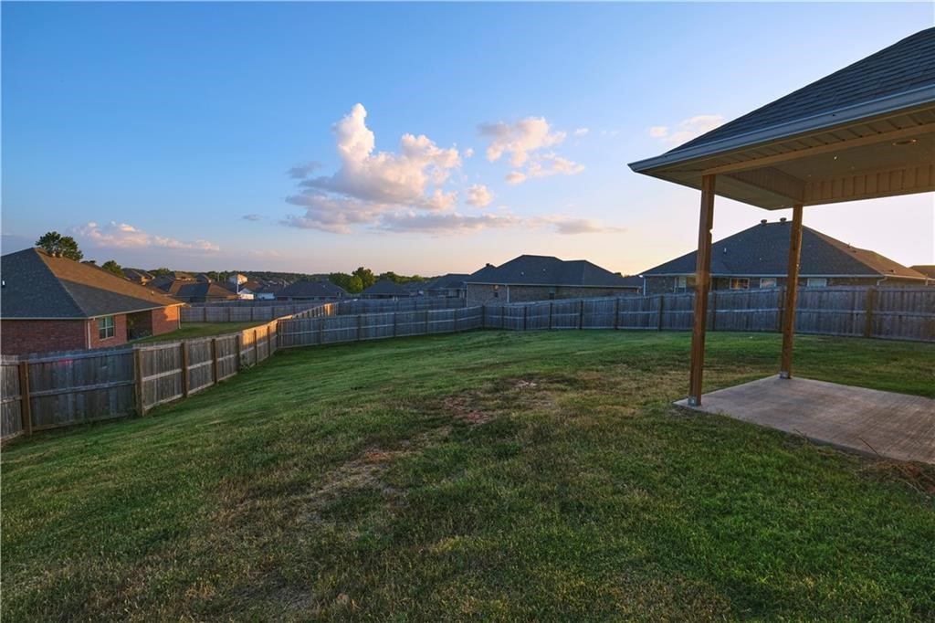 Sunset Ridge Sub Gentry - Residential Lease