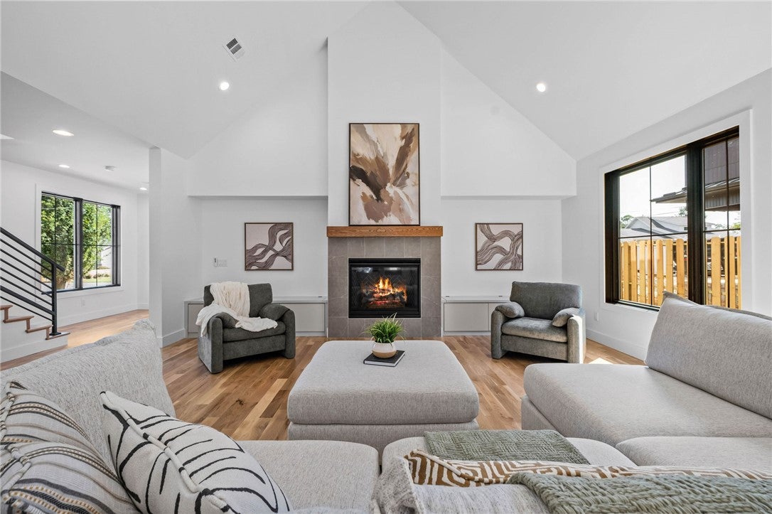 704 NW 7th Street