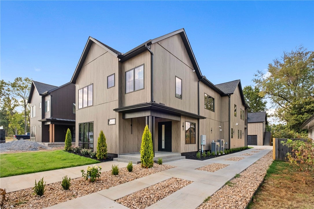 704 NW 7th Street
