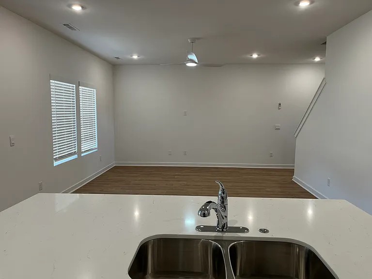 The Element Ph 5 - Residential Lease