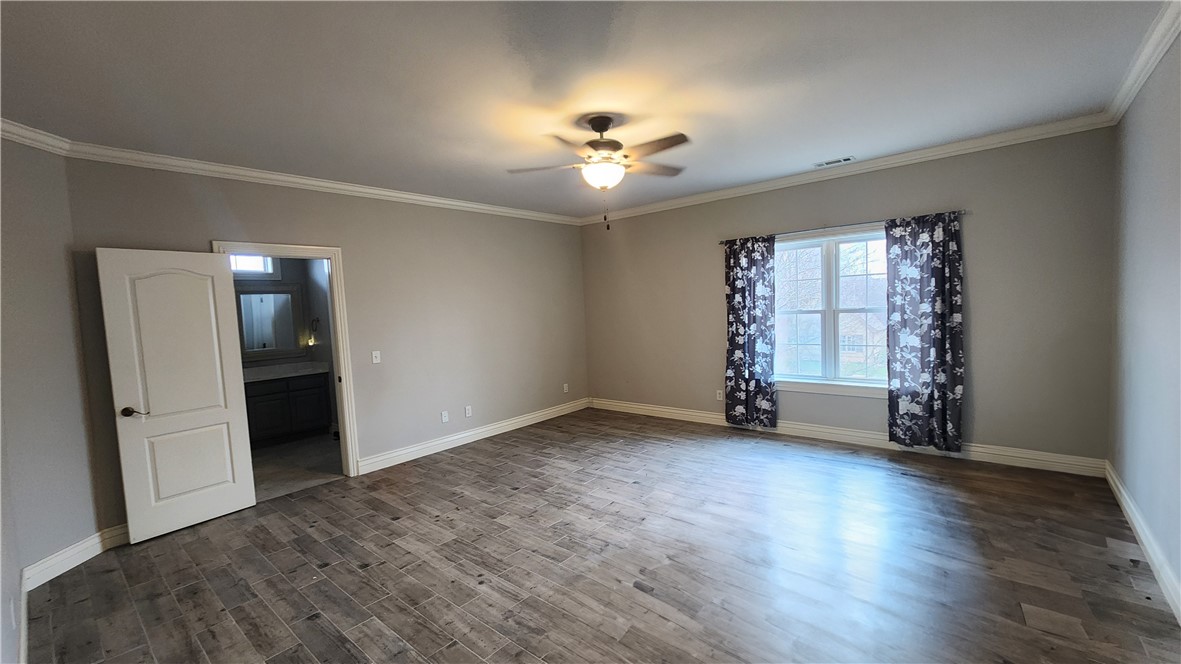 St Valery Downs Sub Cave Spgs - Residential