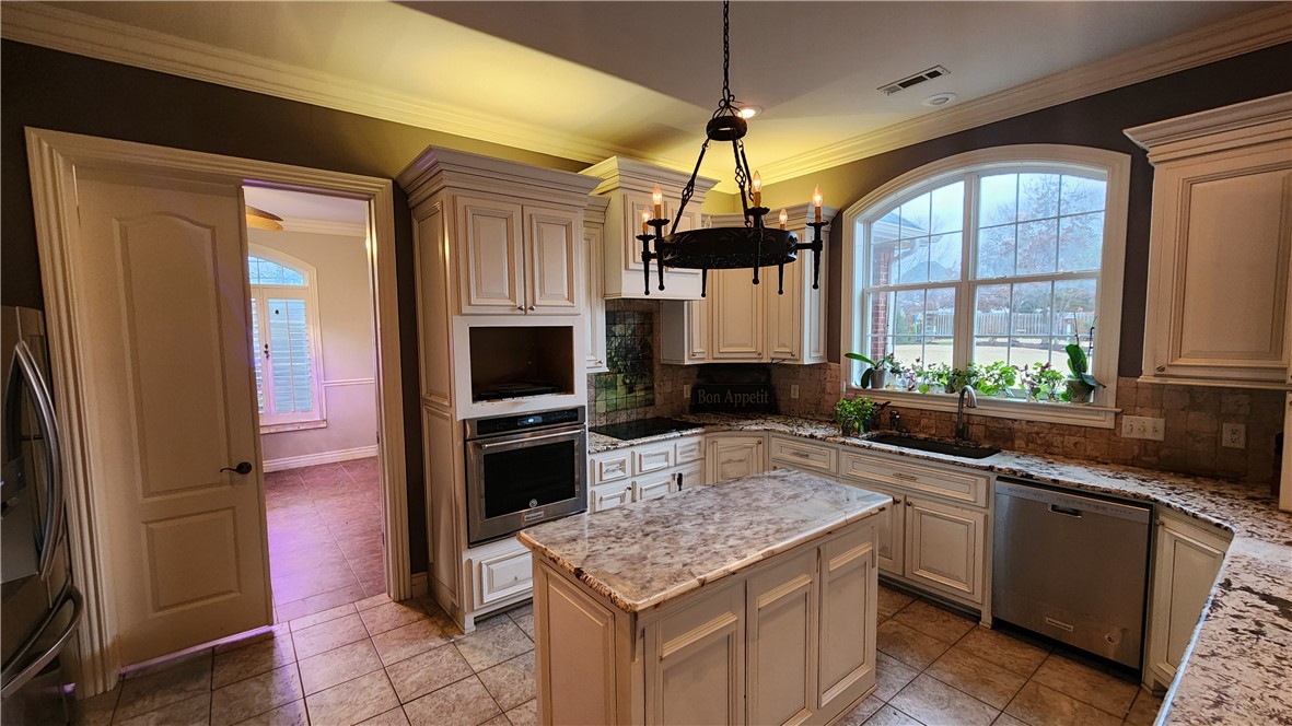 St Valery Downs Sub Cave Spgs - Residential