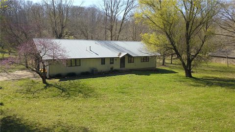 Photo of 4920 Kreeger Road, Rogers, AR 72756 (MLS # 1339482)