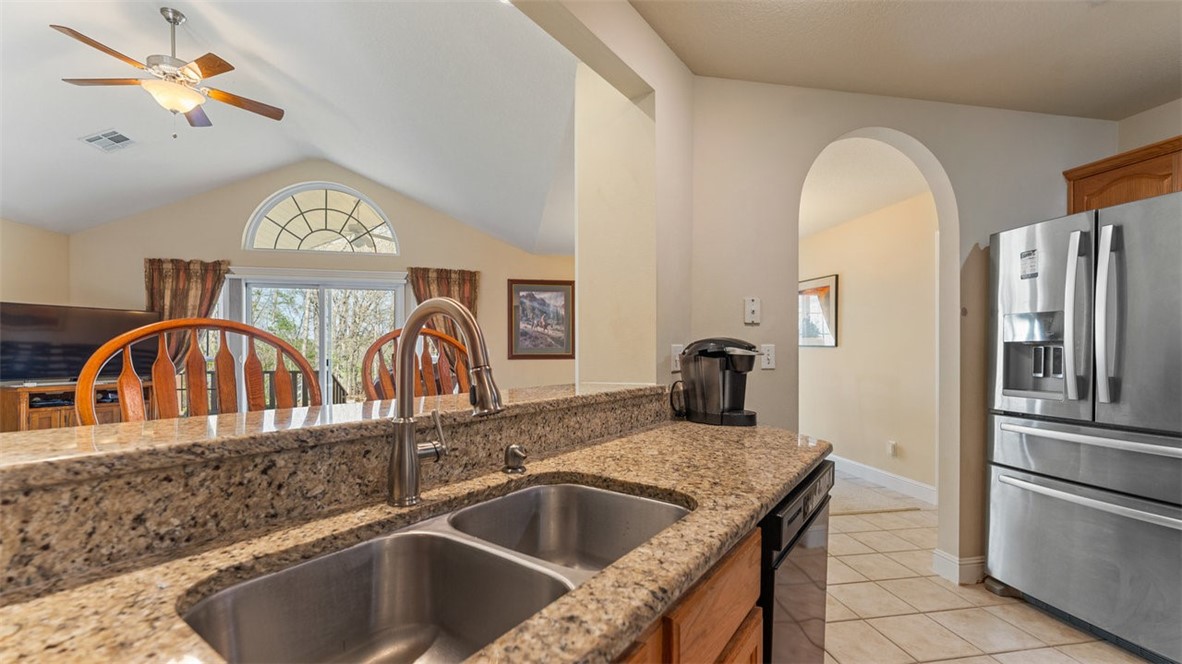 Sidlaw Hills Bvv - Residential Lease