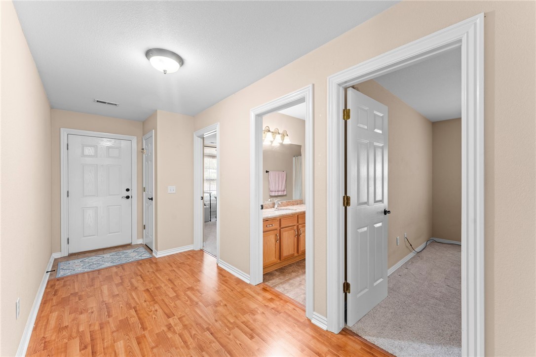 Carriage Square Sub Bentonville - Residential Lease