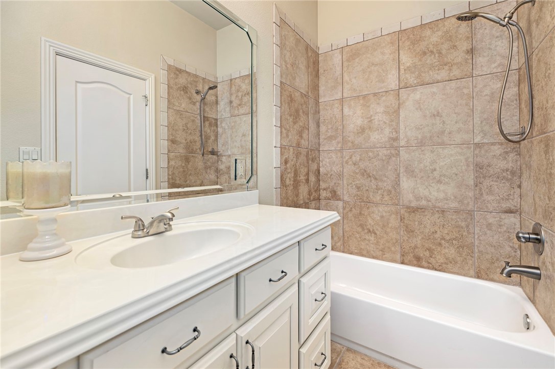 Peaks Ph Ii, The Rogers - Residential