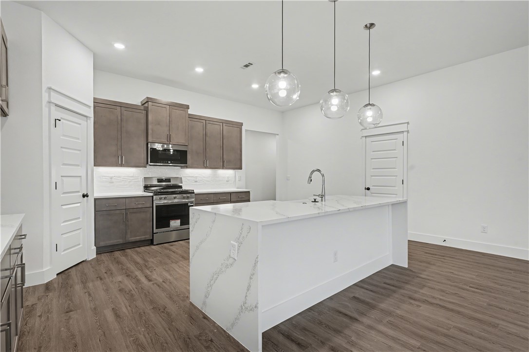 Magnolia Landing - Residential