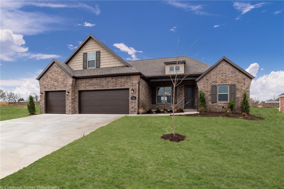 Unbelievable floor plan with stunning living room. Exceptional built 3 car garage, brick home with hardwood floors, huge kitchen and formal dining room AND 4th bedroom upstairs that would be perfect for a bonus room. Kitchen has tons of cabinet storage, double ovens, granite countertops, stainless steel appliances, eat-in kitchen and walk in pantry. Open floorplan that's perfect for entertaining! Living room with gas fireplace and windows open to covered patio! Spacious laundry room with storage. Covered patio area overlooking the irrigated yard. This is a must see floorplan!