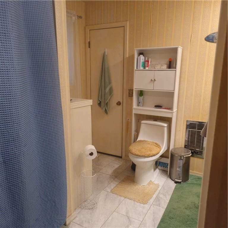 Coal Hill 16925 - Residential