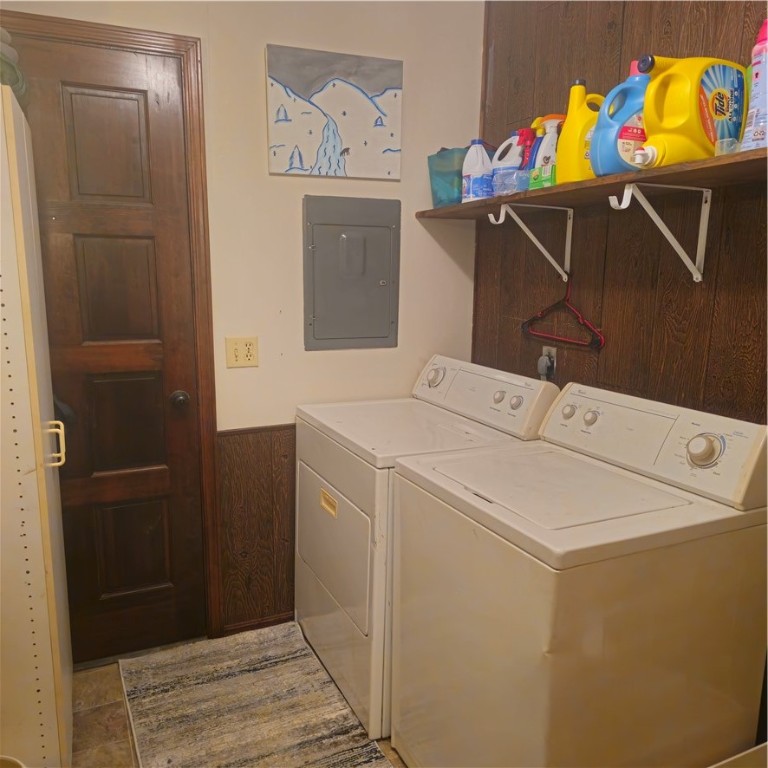 Coal Hill 16925 - Residential