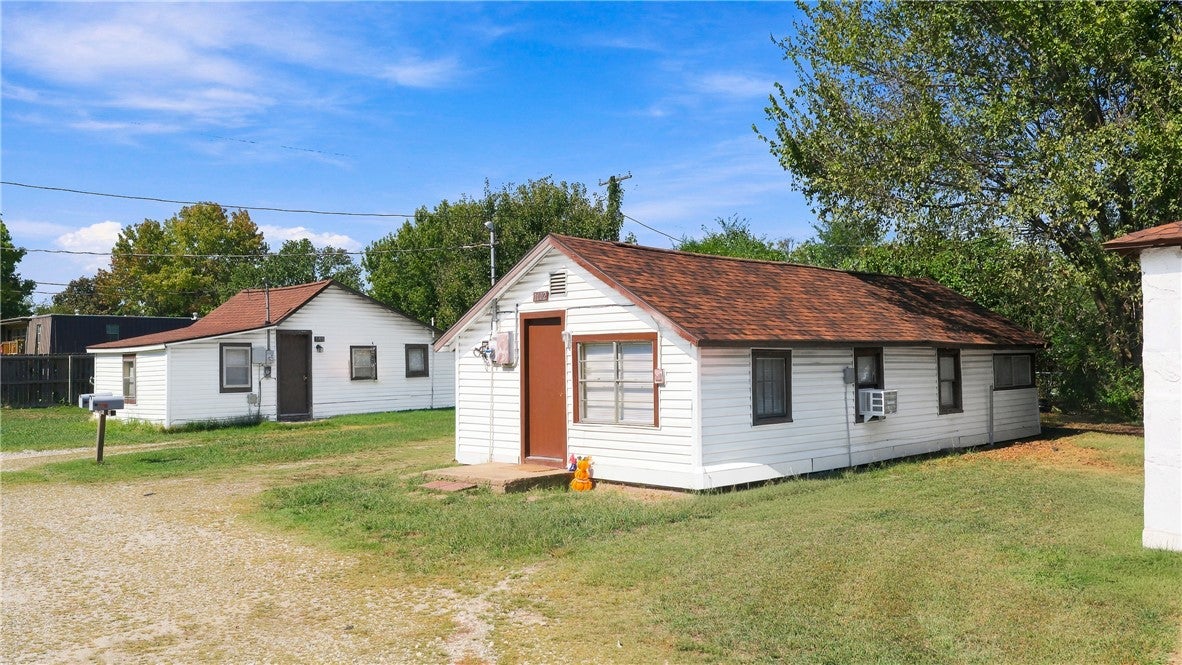 702 N Kansas Street