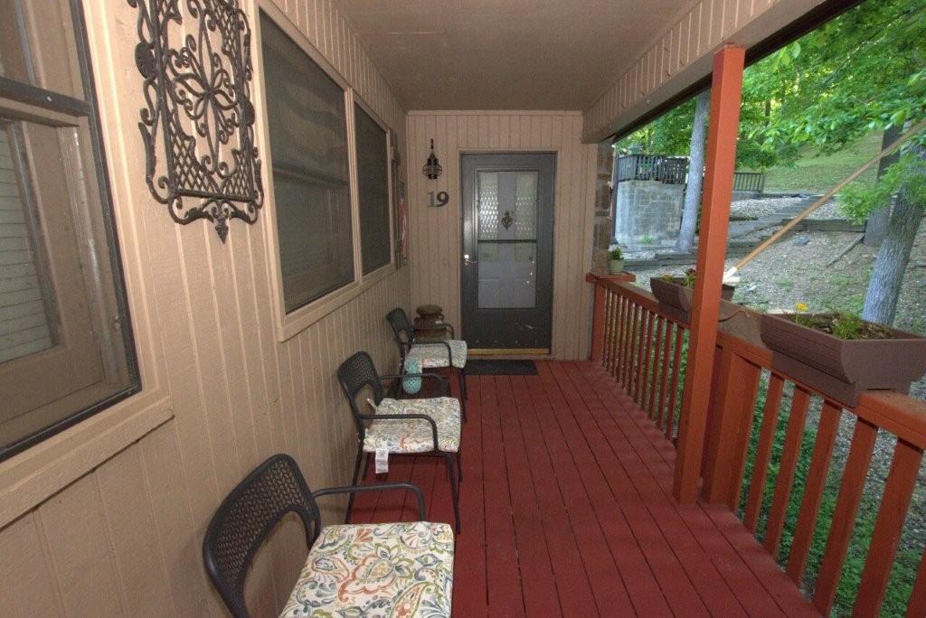 Townhouse Tct 3 A/K/A Drake Court Bvv - Residential