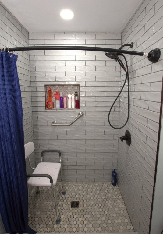 Townhouse Tct 3 A/K/A Drake Court Bvv - Residential