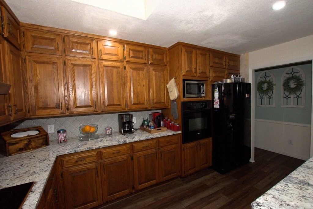 Townhouse Tct 3 A/K/A Drake Court Bvv - Residential