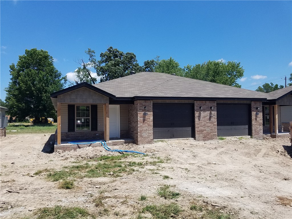 4 Brand new duplexes to choose from in an opportunity zone. 3 Bedroom/2 bath/ 1 Car garage per unit. Brick & Vinyl exterior. Large backyard. Vinyl plank and carpet flooring. 1 level duplex. Convenient location to golf, Wal-Mart, high school and the hospital. Owner is renting similar units in town for $950 per month per side.