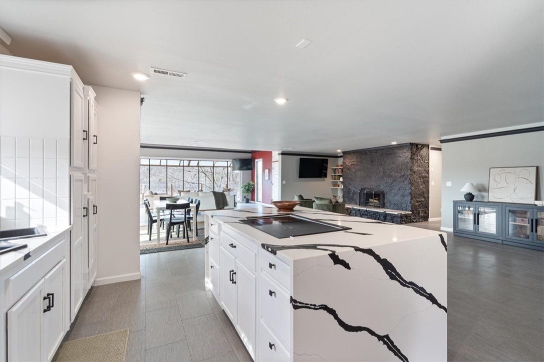 18-18-28 - Residential