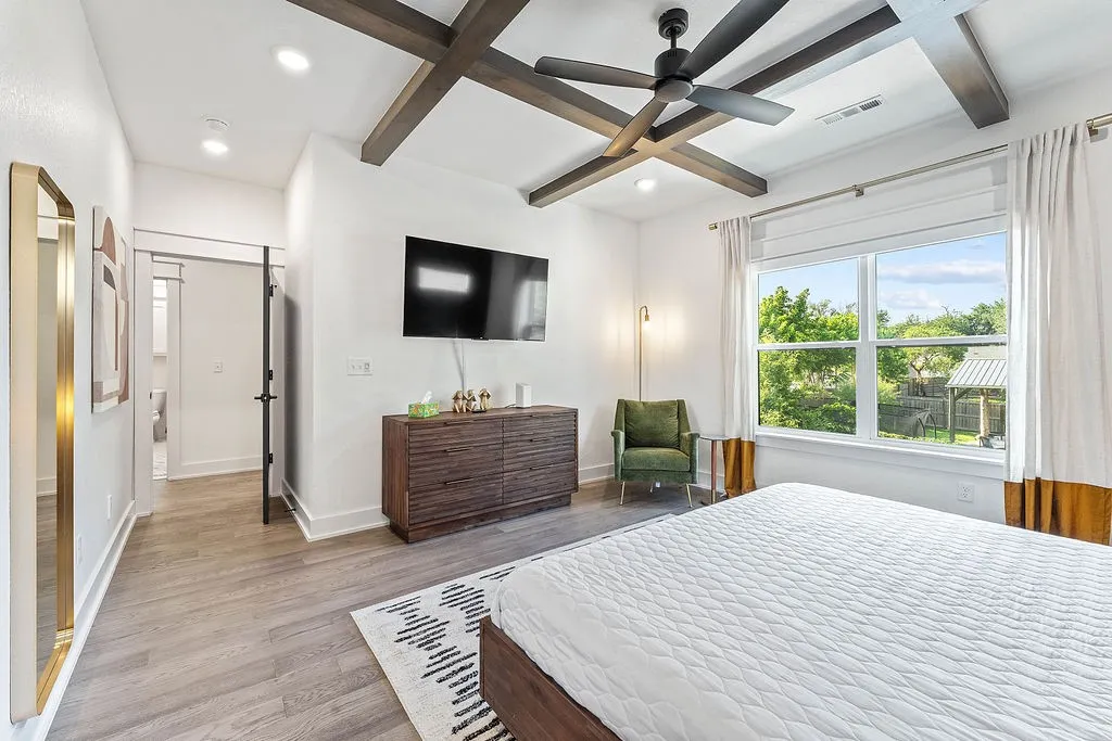 Bentonville, Arkansas 72712, United States, 4 Bedrooms Bedrooms, ,3 BathroomsBathrooms,Residential,Active,165359