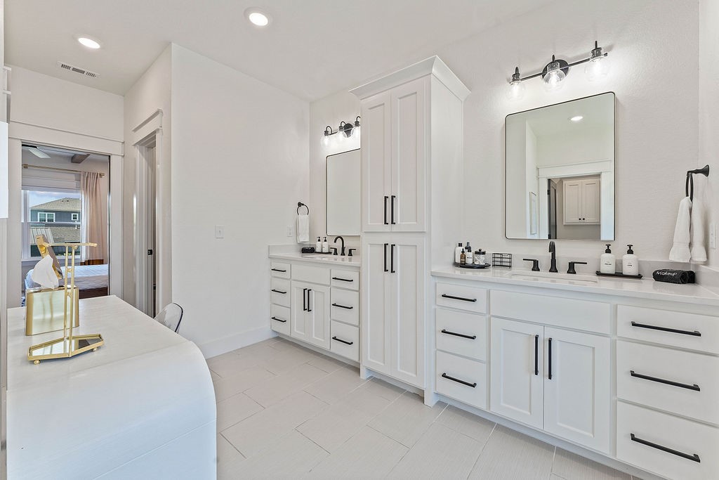 Oz Village - Residential