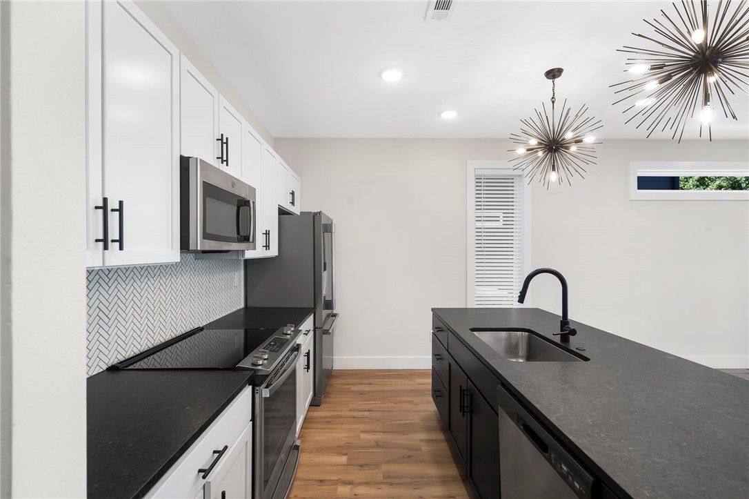 McGaugheys Orchard Add Rogers - Residential