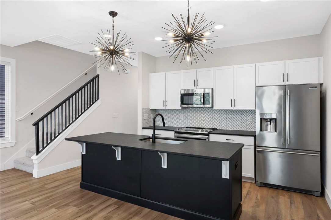 McGaugheys Orchard Add Rogers - Residential