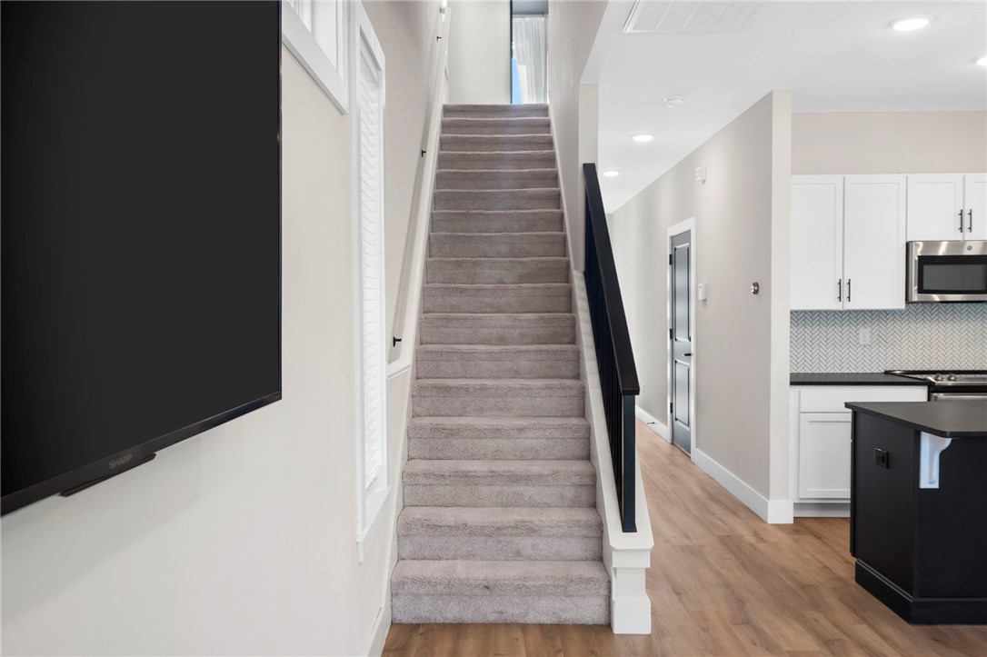 McGaugheys Orchard Add Rogers - Residential